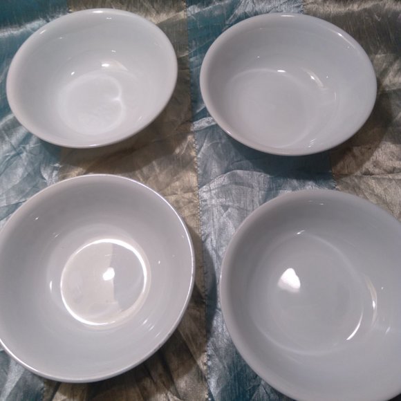 Corelle Livingware cerial bowls and tea/coffee cups - Picture 4 of 10